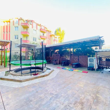 Bratanov Tarantula Studio Daire Sunny Beach